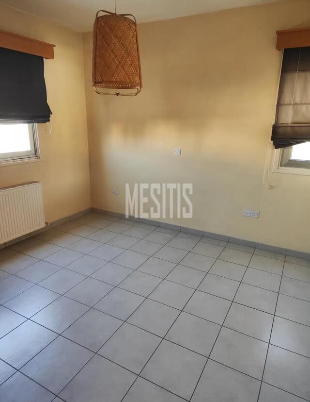 apartment-27d1976e-dfc3-4fe5-96f8-4e57e1fe7377_Wtr.jpg