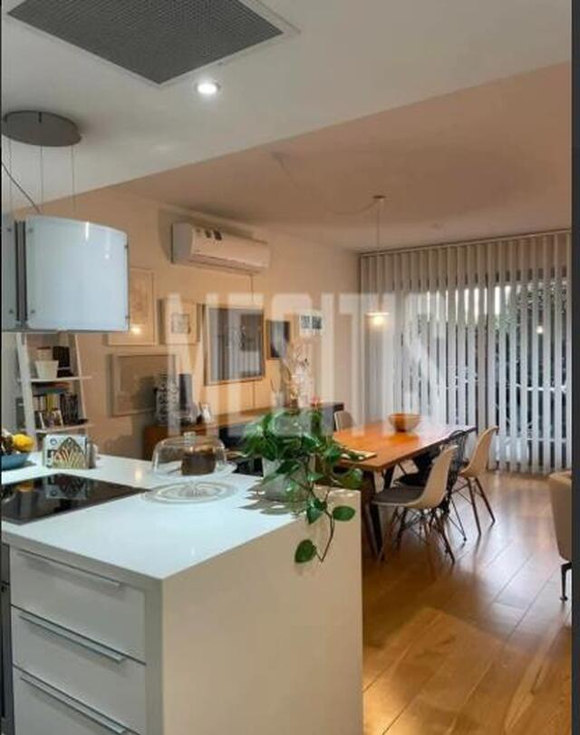 apartment-d9c347e3-5538-4530-89c8-3dce200facdf_Wtr.jpg