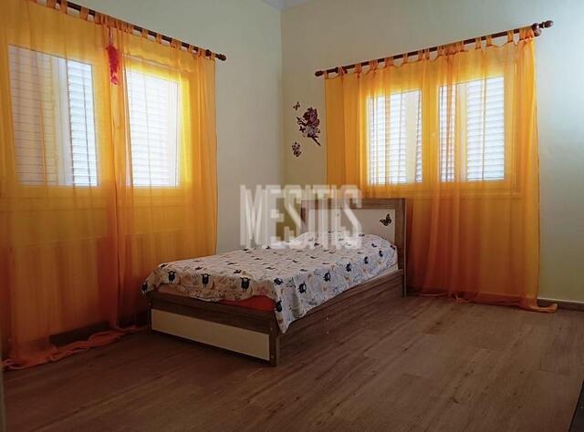 detachedHouse-089b61a8-9591-4342-8d91-8944965825dd_Wtr.jpg