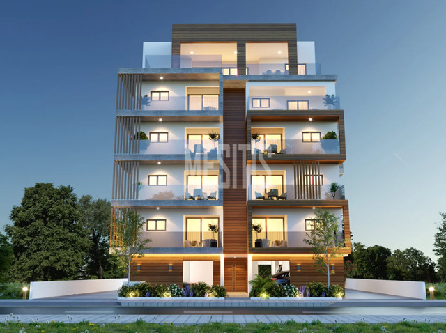 apartment-c8b12164-b360-4692-85ae-c59d419f82bd_Wtr.png