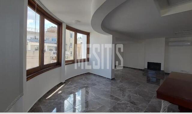 apartment-bd8a0341-d8db-4ef9-a0ea-9a02607aa764_Wtr.jpg
