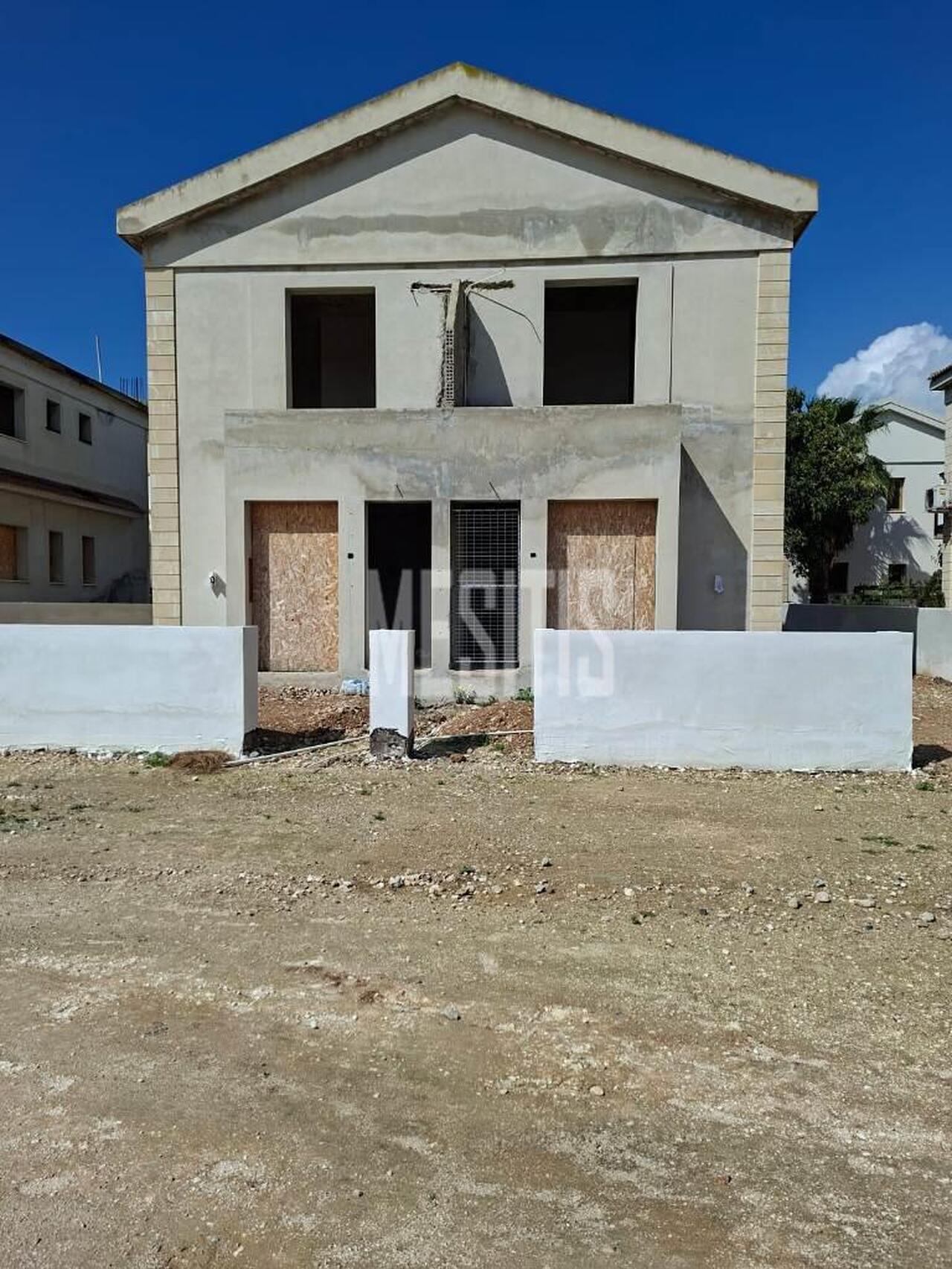 detachedHouse-b661ae79-39e6-465d-bc83-5e87959b812f_Wtr.jpg