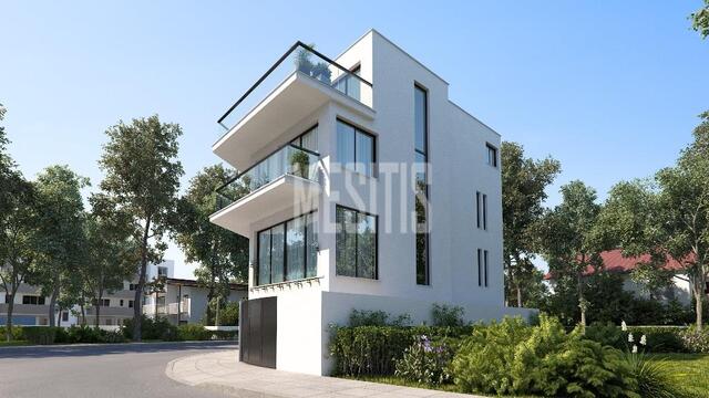 detachedHouse-b45c625a-0de1-4f16-8245-85ed3771d81a_Wtr.jpeg