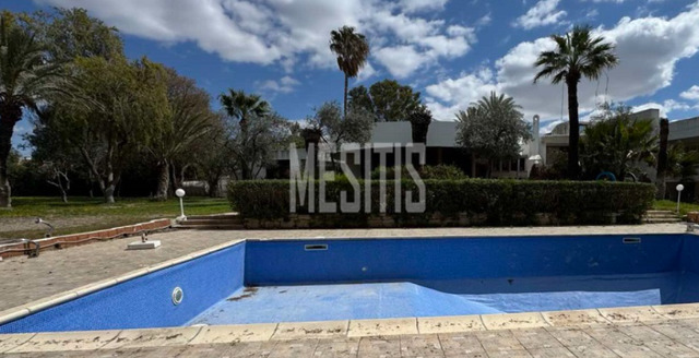 detachedHouse-2391befe-af91-4ddc-84b6-59aeb8101d54_Wtr.png