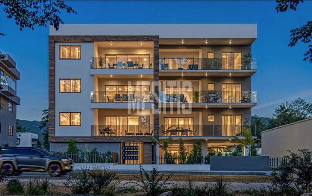 apartment-e77d7729-b483-4a99-9003-5682cb99aaee_Wtr.jpg