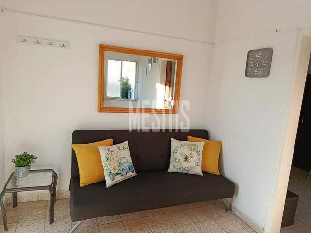 apartment-ccb3d58e-ffec-4538-a4d9-ad312dc652bc_Wtr.jpg