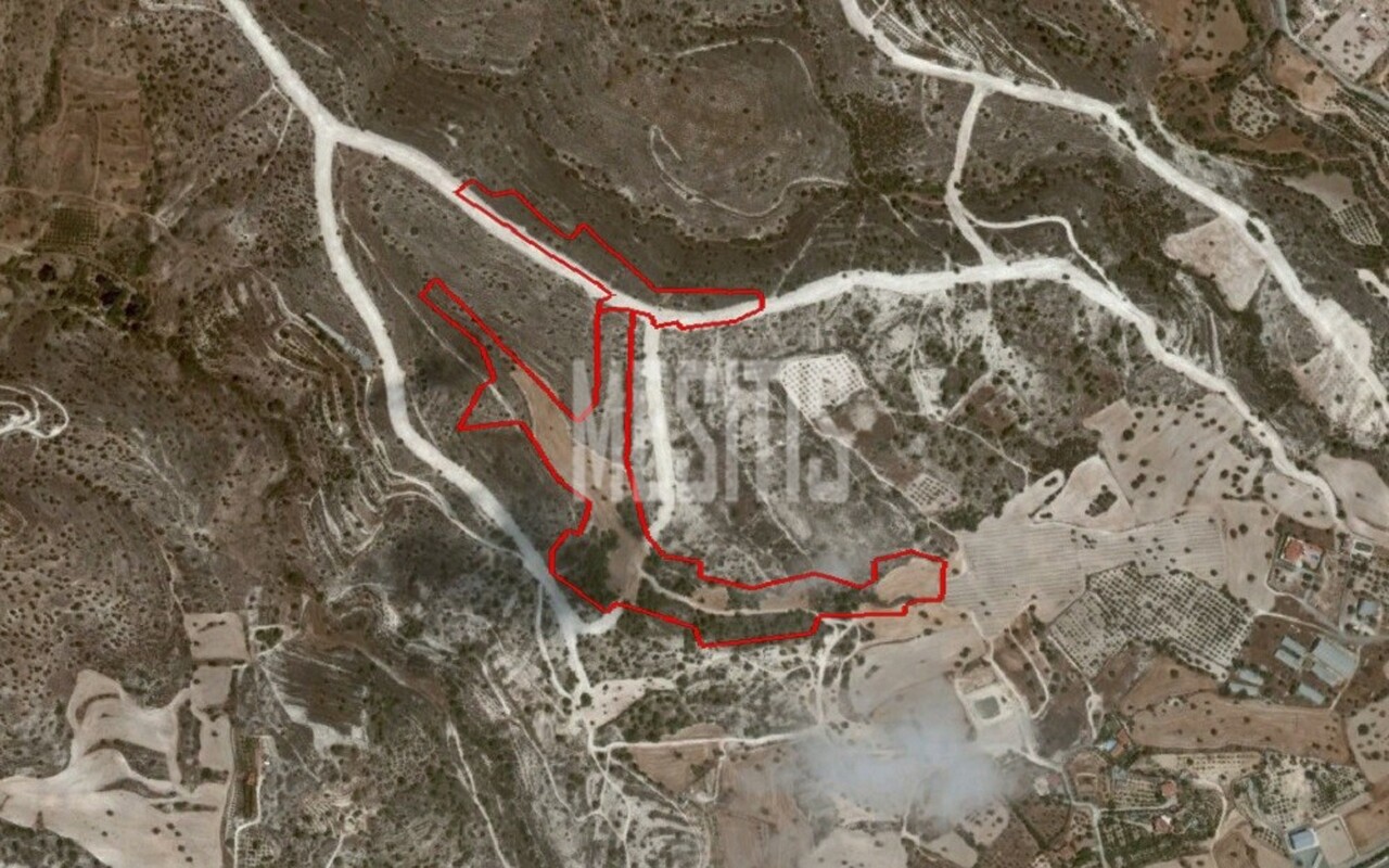 land-9eec6aec-f96f-4721-891c-c86abcb7f9ce_Wtr.jpeg