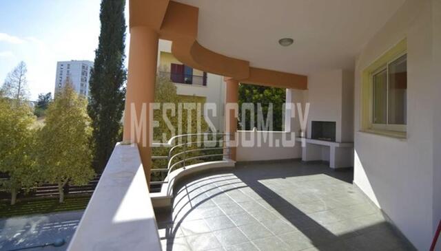 apartment-3c82fcea-0d0d-4200-a0cc-a054f7a2f47c_Wtr.jpg