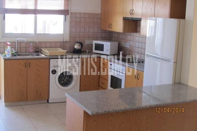 apartment-117a9415-3068-4682-b2e5-7eb2e79c8ece_Wtr.jpg