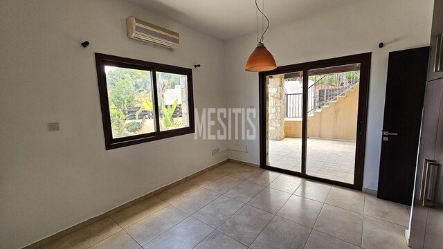 detachedHouse-371fa668-ccd5-42af-87ea-71f3cd6a4256_Wtr.jpg