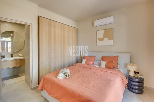 detachedHouse-a6307c20-b806-407a-87de-906002799717_Wtr.jpg