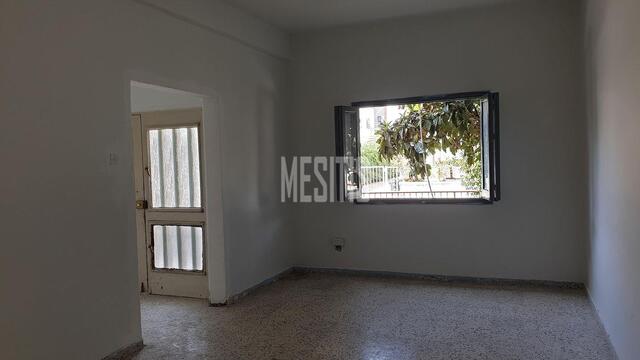 apartment-b92624d5-ce32-4a9c-90b7-ab4f9b14bf0a_Wtr.jpg