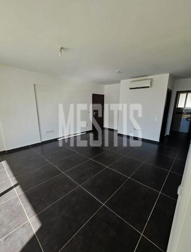 apartment-4f2156e2-3d2f-4b65-9c54-d0da9a9a3799_Wtr.jpg