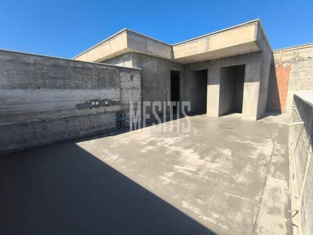 apartment-4d7099bf-dfea-4f74-a22f-1d69f9c0e538_Wtr.jpg