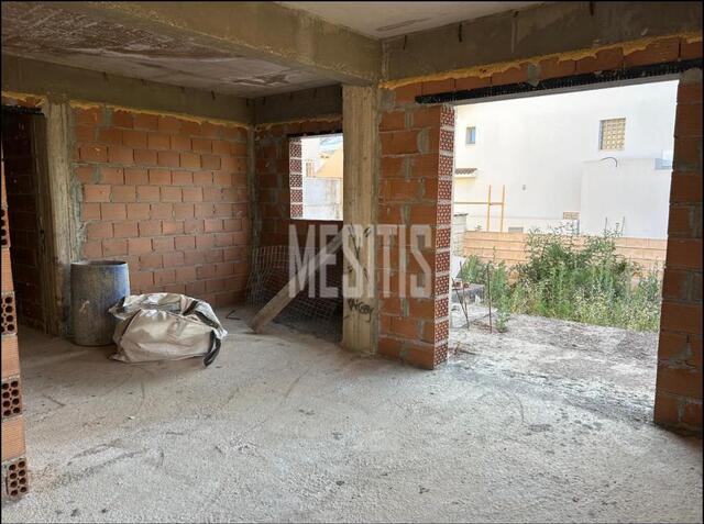 detachedHouse-51ba7636-c763-4091-a6fd-f93aa97130dd_Wtr.jpg