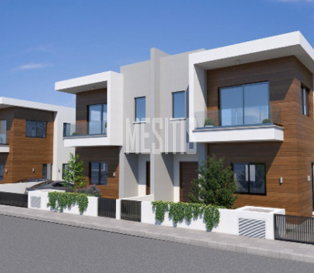 detachedHouse-f8099ea8-d337-4369-8a1c-46b3f38bc295_Wtr.png