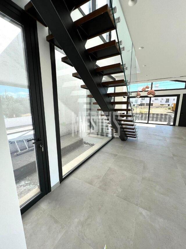 detachedHouse-e81b44b3-4cfd-4227-bedc-409db29ff3d5_Wtr.jpg