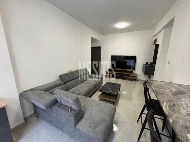 apartment-1a7079c2-807f-46c6-b128-850d5a9a7a72_Wtr.jpg
