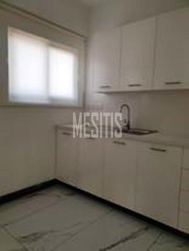 office-b0ca5273-3abf-4427-8bbe-4c1fea9d23a5_Wtr.jpg