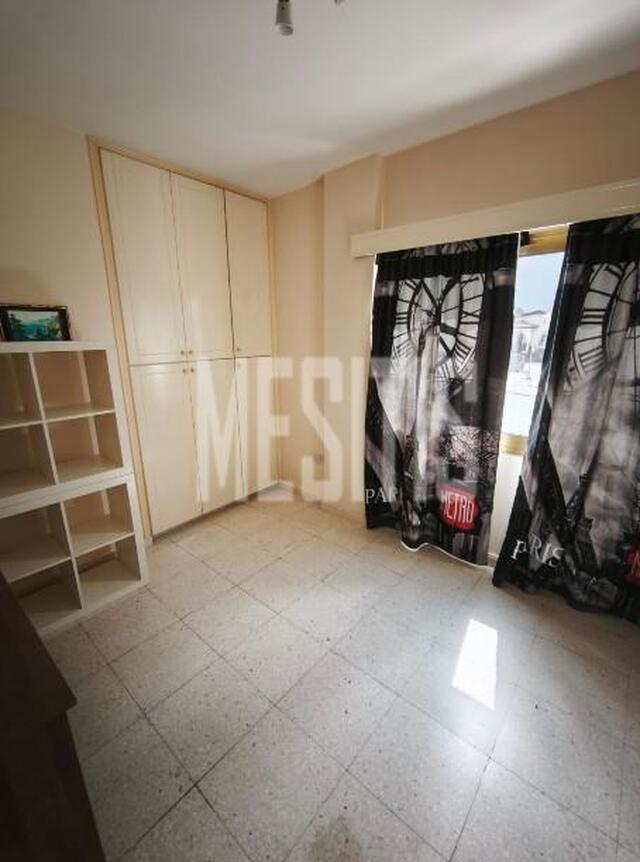 apartment-46fc3d09-280d-493e-8245-3ab7d1aefbc9_Wtr.jpg