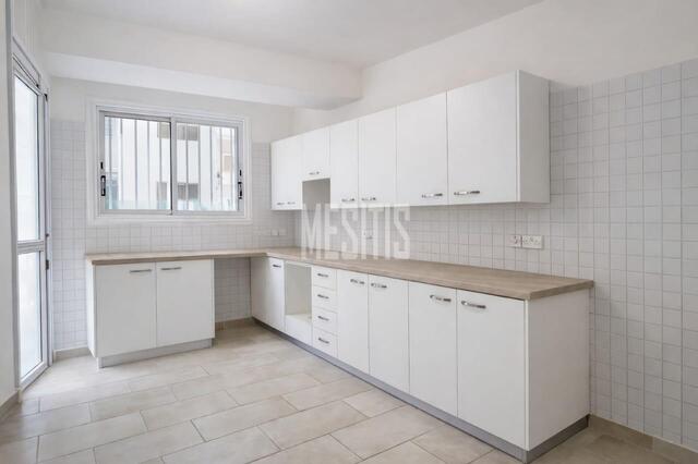 apartment-68e91479-1c71-479a-80f0-aa0295a07b6a_Wtr.jpg