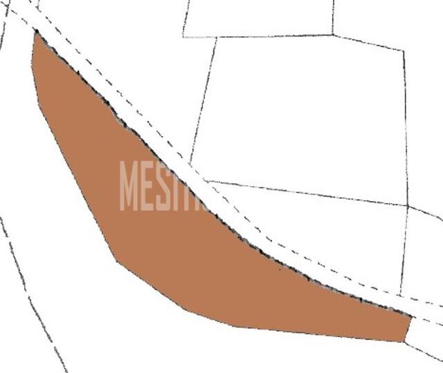 land-da43721a-bacd-4e96-8cb7-ccefae518730_Wtr.jpeg