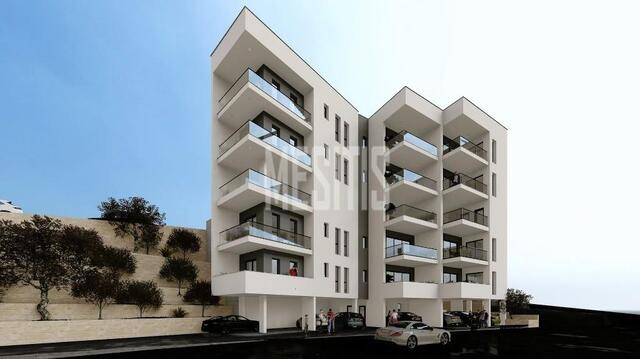 apartment-95c23d0e-b5e9-4315-85f7-ae979205e9e0_Wtr.jpg