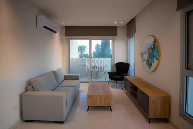apartment-b3218db9-4470-4b36-8828-7eba74cc6488_Wtr.jpeg