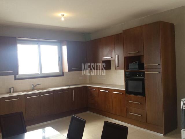 detachedHouse-3560c47b-e0e5-42d5-87ad-09e205e97678_Wtr.jpg