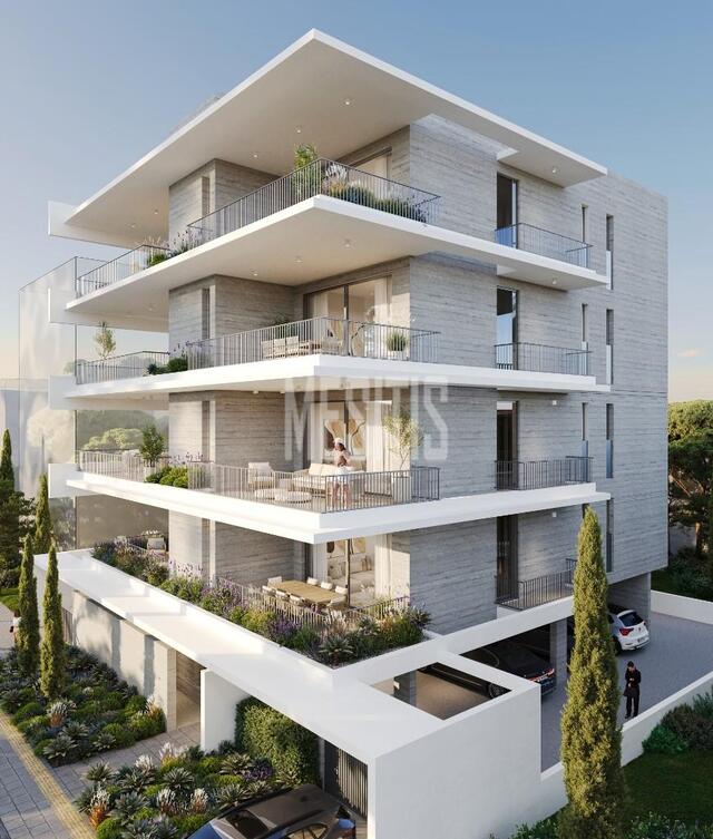 apartment-bf5c0dc6-4ec7-4e1b-96a9-5a27e6b8cc25_Wtr.jpeg