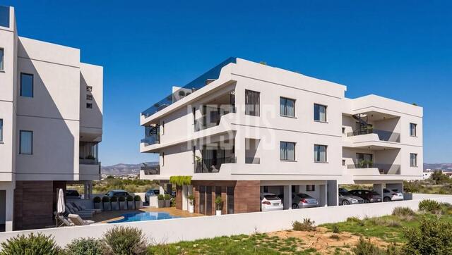 2 Bedroom Penthouse With Roof Garden For Sale In Leivadia, Larnaca – photo 8
