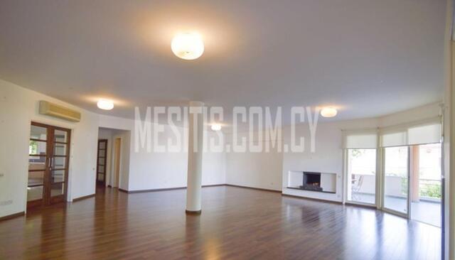 apartment-3cd0dad0-7511-4eeb-a576-9e06ada69507_Wtr.jpg