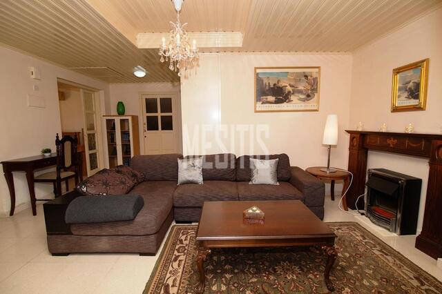 detachedHouse-8503e11a-256e-48e3-8e5c-6a9764bbcb58_Wtr.jpeg