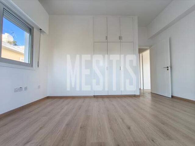apartment-12c50151-9601-4edc-9d02-d825b171be09_Wtr.jpg
