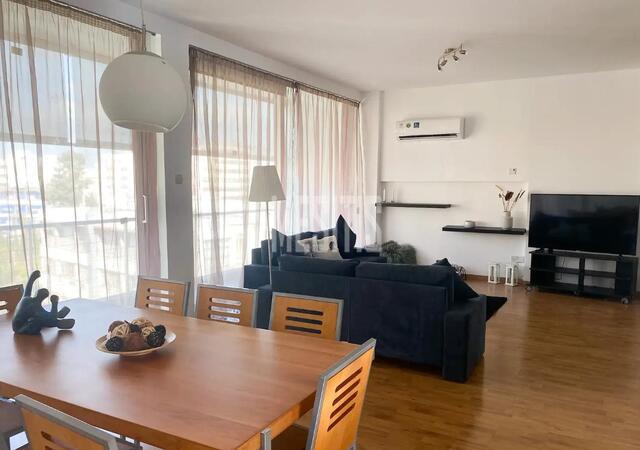 apartment-80dd9e11-84ac-43ac-a8cf-3ed1d9d942c7_Wtr.jpg