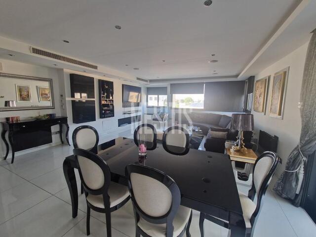 apartment-f0ee63ae-9989-4855-a983-49c4d248dbb6_Wtr.jpeg