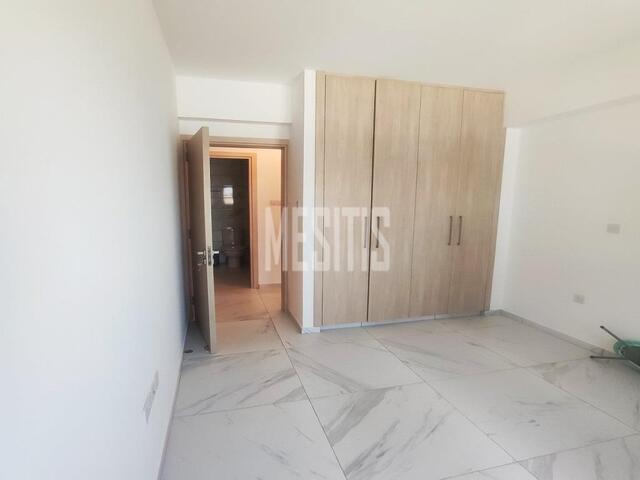 apartment-425a348a-9254-490f-8502-42736ea758bb_Wtr.jpeg