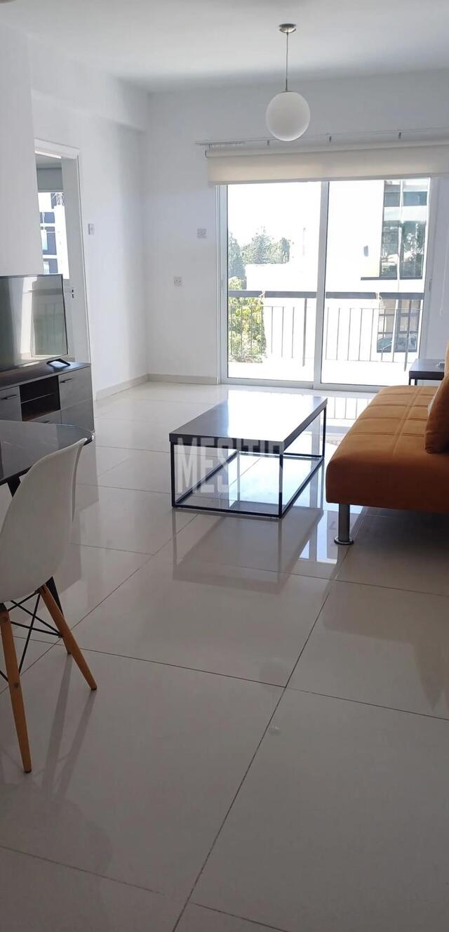 apartment-1e3553d6-a95b-479e-9015-d3d2009e72e7_Wtr.jpg