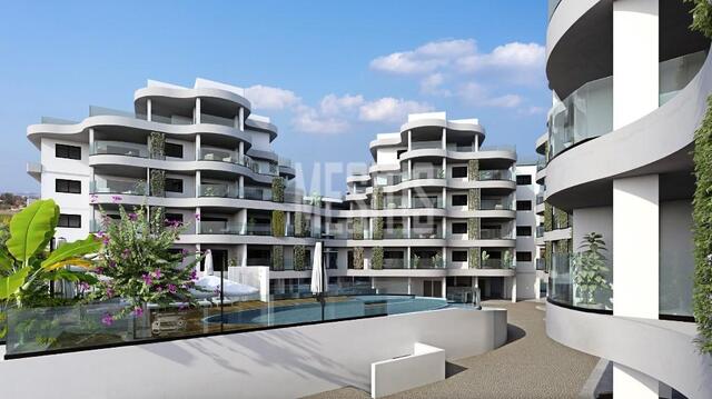 apartment-698736e1-ca63-4c47-ad62-fd37dd557a68_Wtr.jpeg