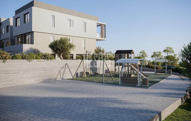 apartment-45c6ded3-add7-4a0b-b1ea-0b91100d105d_Wtr.jpg