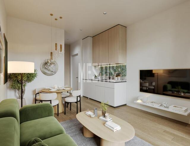 apartment-b5244b4a-7bb2-4628-b59b-6bf168e71b4e_Wtr.jpg