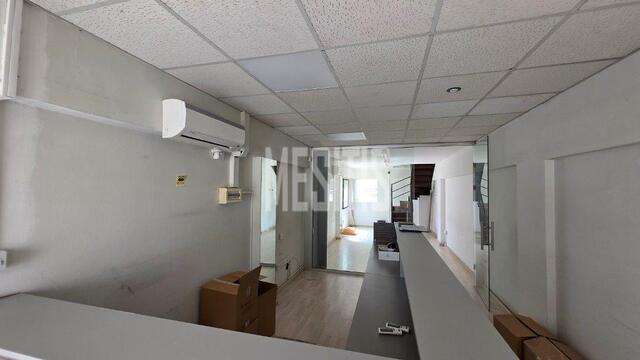 office-c8b4bf08-f9dc-4f40-9a57-a7ded9b5be94_Wtr.jpg