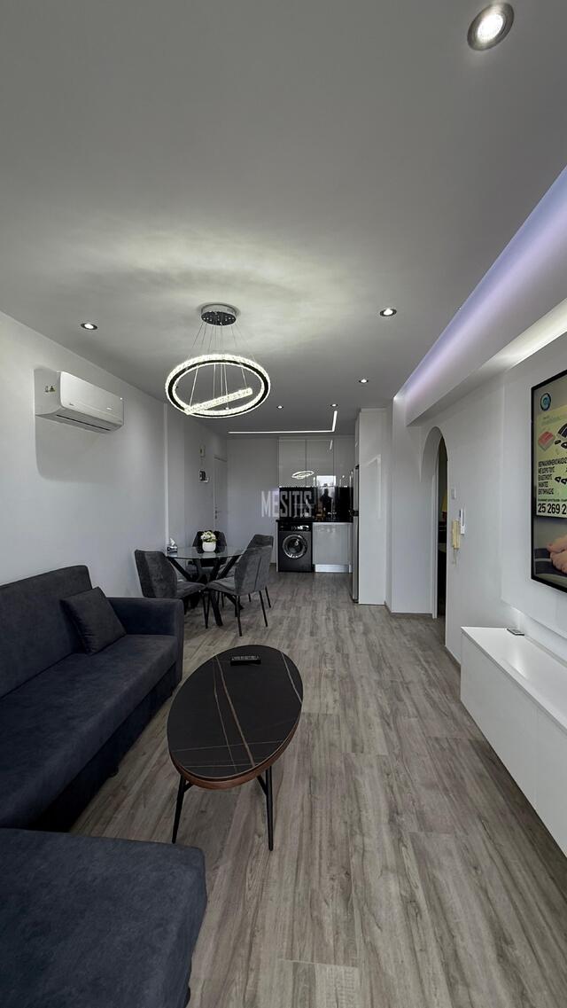 apartment-dccef11e-ecb8-4fbf-9d22-deab3e2f8d94_Wtr.jpeg
