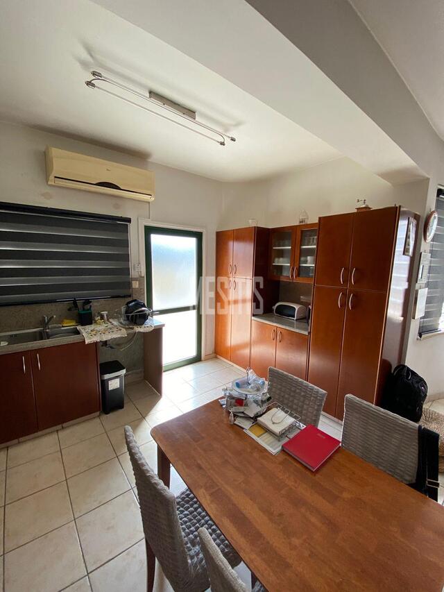 detachedHouse-d1f09fed-37cc-4376-8e1b-591c2b83933a_Wtr.jpg