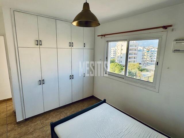 apartment-ff8e83c0-90c3-4359-92a9-1de0a5ef2a7a_Wtr.jpg