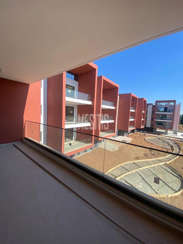 apartment-dd0db8c8-0c86-4b91-8f94-9b724dd534c8_Wtr.jpeg