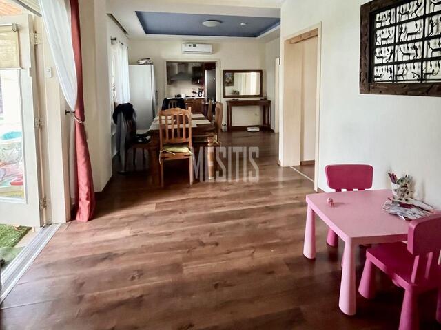 detachedHouse-9379285b-4de5-46cd-b260-257853e02c65_Wtr.jpg