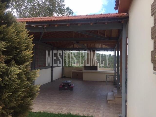 detachedHouse-e4d6f442-4287-439e-8f08-260a3f8a289b_Wtr.jpeg