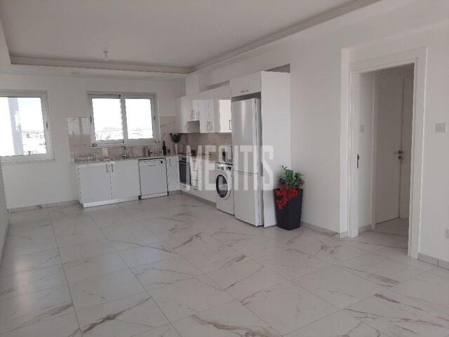 apartment-24de5684-d215-4283-b67d-d9c27fc2acec_Wtr.jpeg