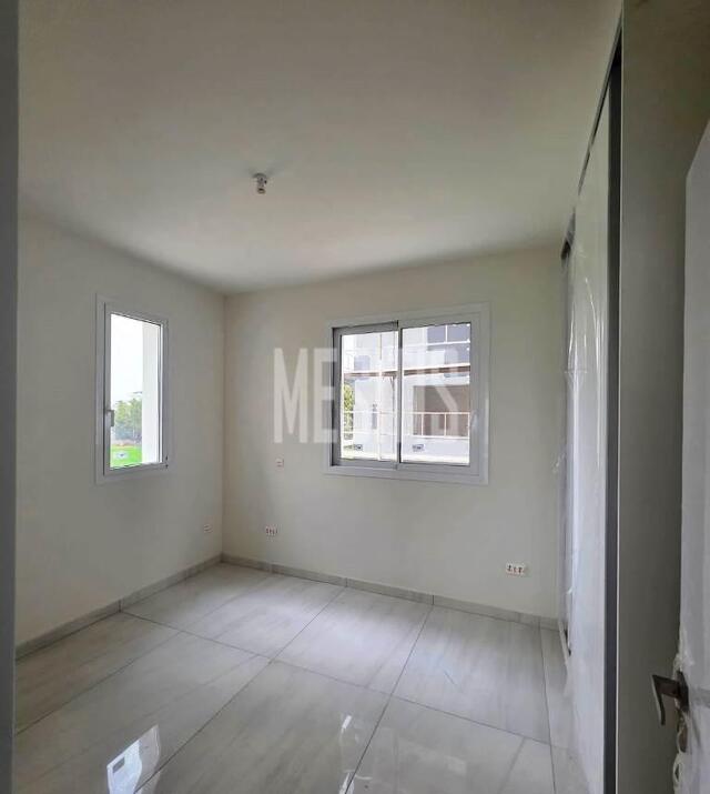 apartment-c76f28a2-df2c-48a2-b07e-2c498995c4c7_Wtr.jpg
